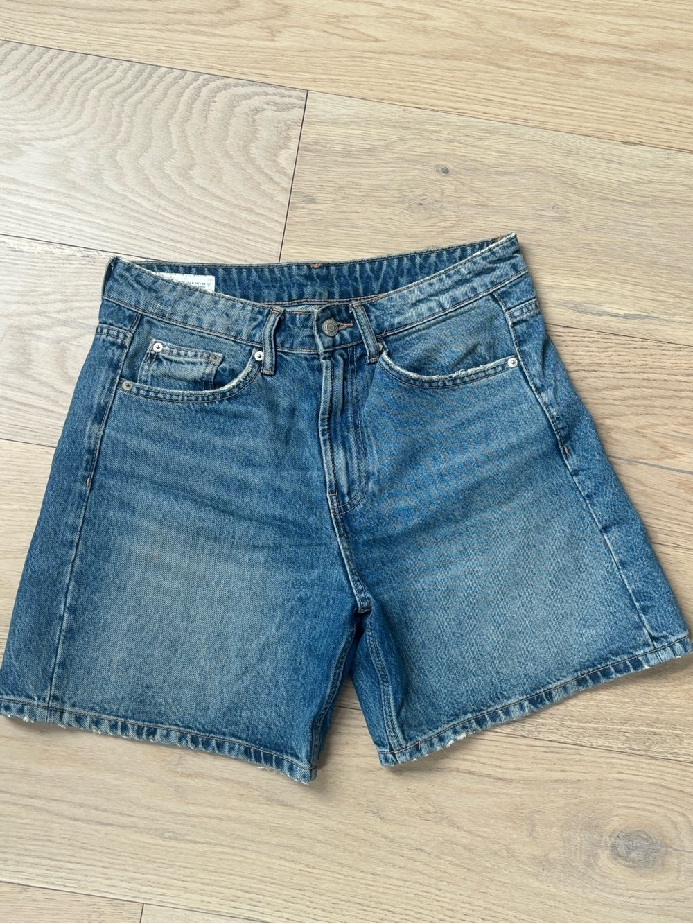 Zara Blue Denim Jeans with Contrast Stitching